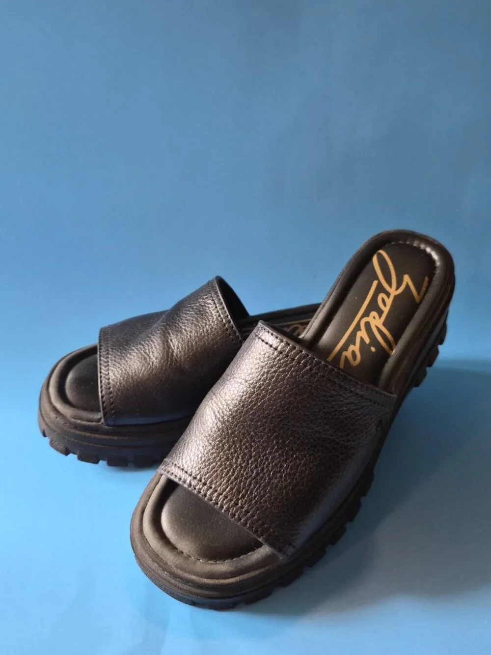 Zodiac Halle Platform Slide Lug Sole Sandal